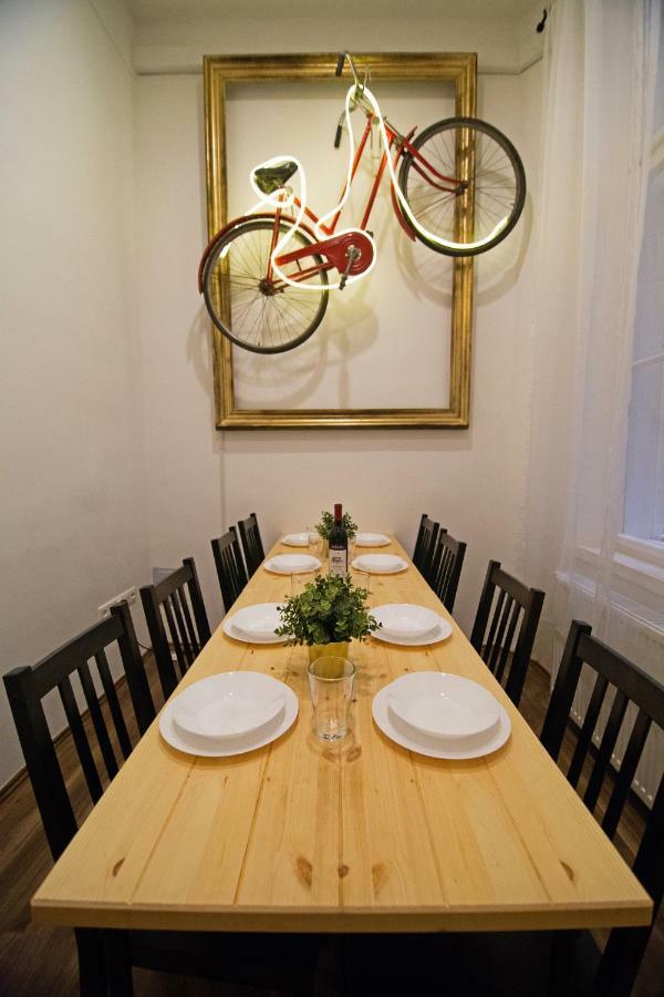 Cheerful And Cozy 2 Bedrooms 2 Bathrooms Apartment With Top Location Будапешт Экстерьер фото